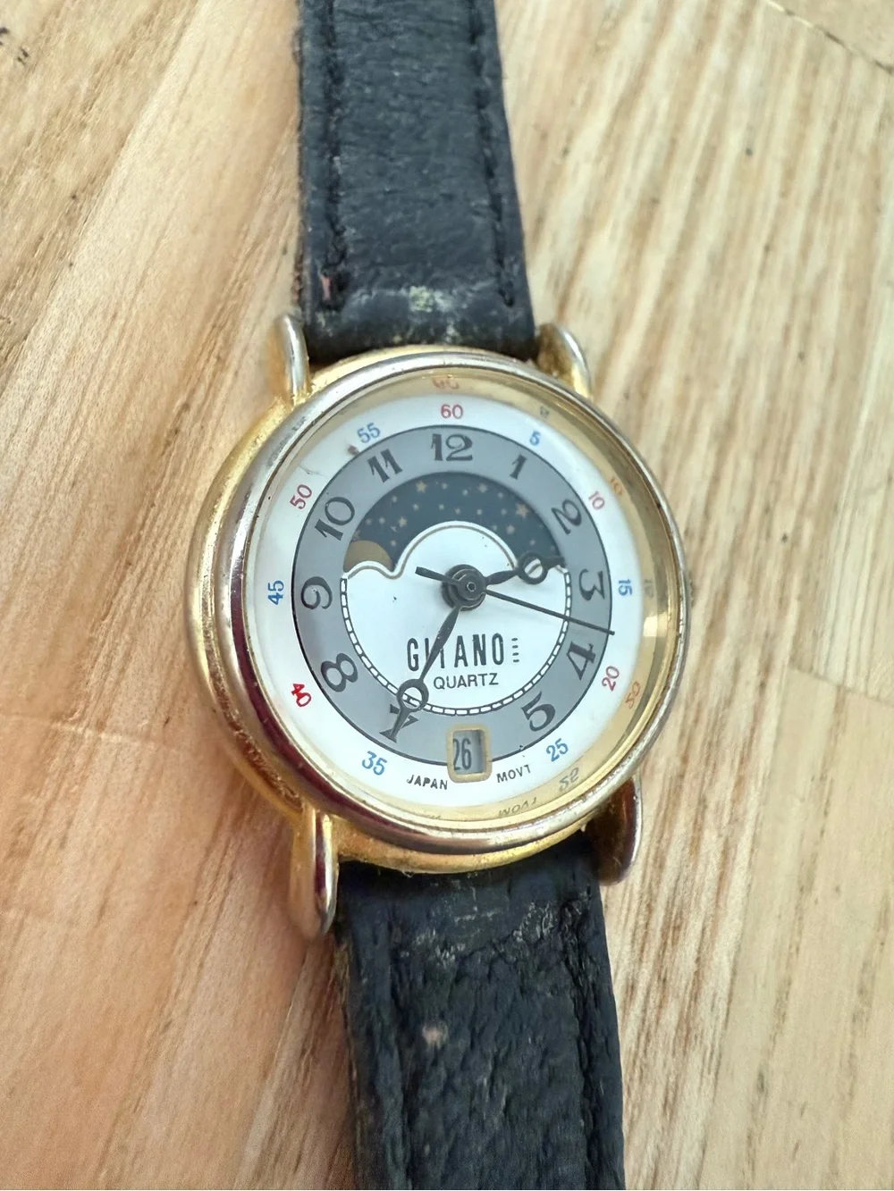 Vintage Gitano ladies golf tone Sun moon phase watch NEW BATTERY